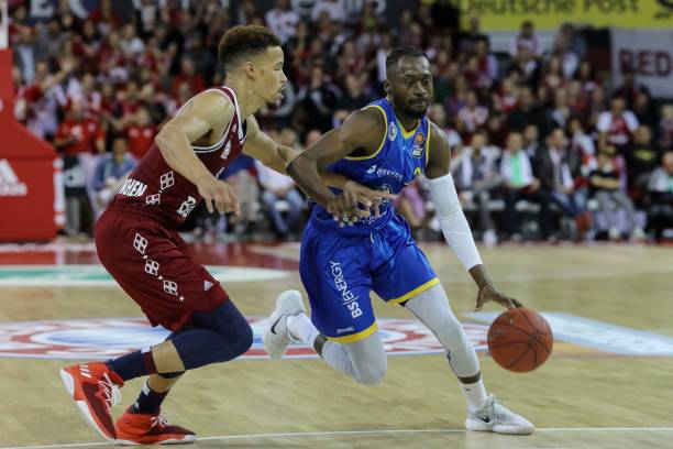 续的进攻动 续的进攻动