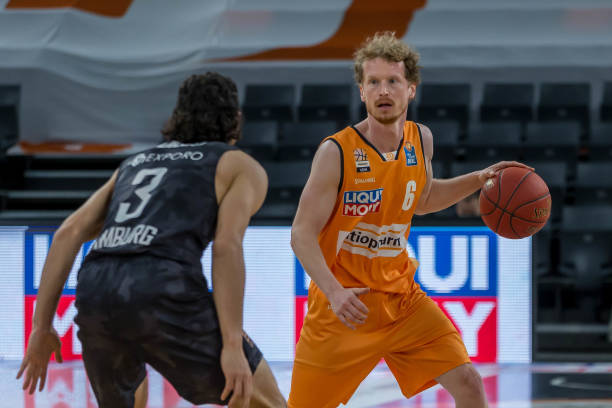 官方宣布 官方宣布